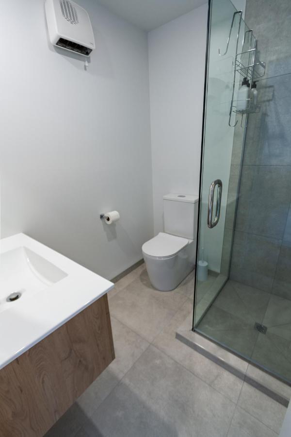 City Lights Retreat With Carpark 2 Bed 2 Bath Christchurch Bagian luar foto