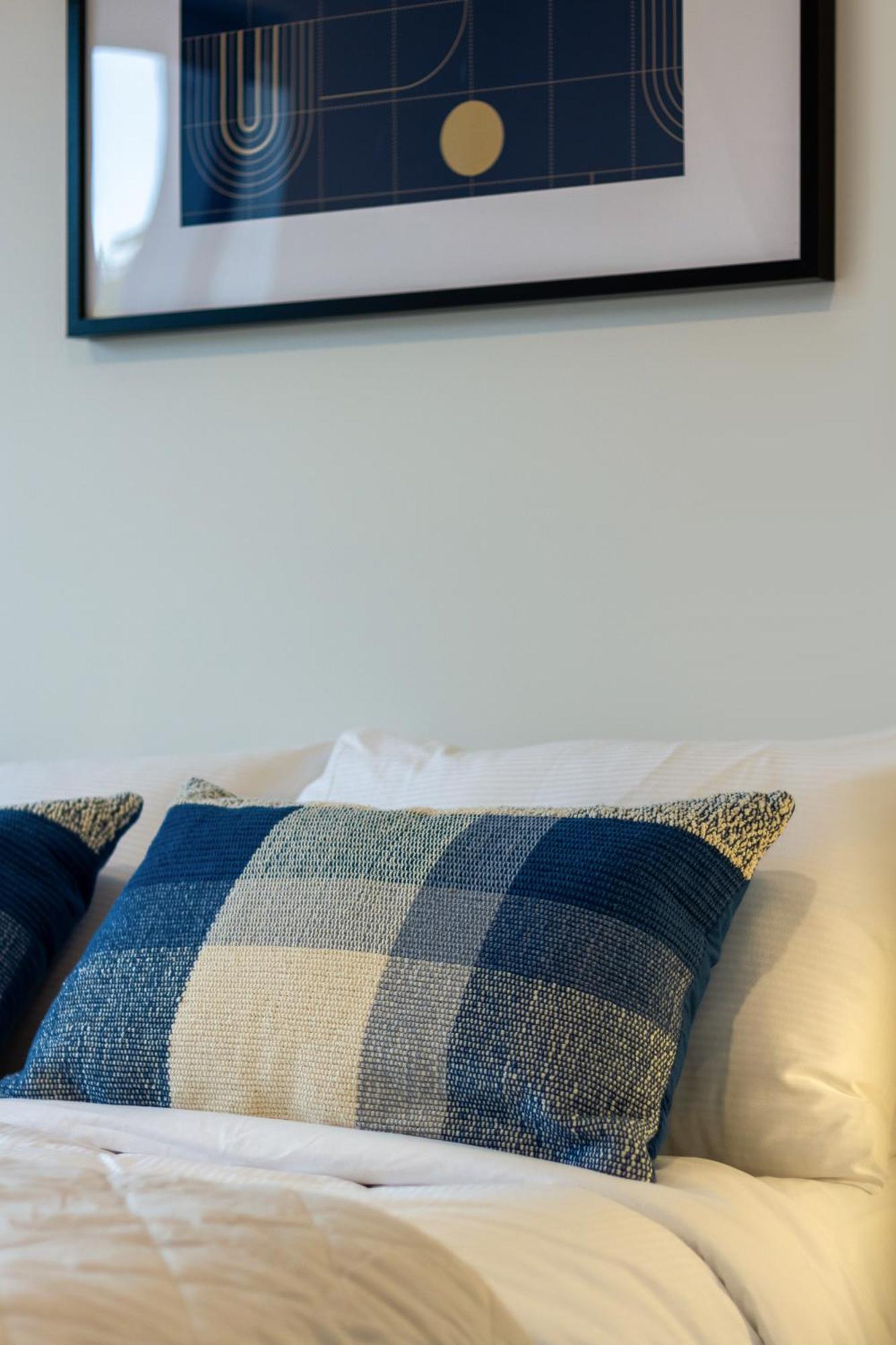 City Lights Retreat With Carpark 2 Bed 2 Bath Christchurch Bagian luar foto